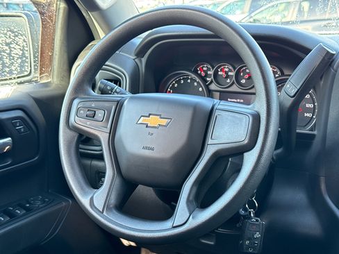 Used 2022 Chevrolet Silverado 1500 Custom AWD/4WD image 21