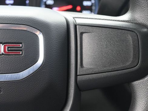 Used 2024 GMC Sierra 1500 Pro w/ Convenience Package image 2