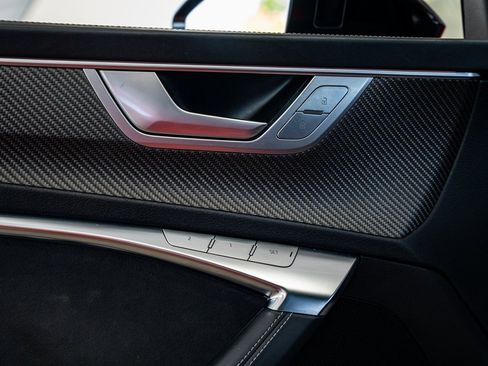 Used 2022 Audi S7 Prestige w/ Prestige Package image 30