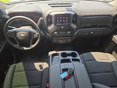 Certified 2026 Chevrolet Silverado 1500 Custom AWD/4WD image 18