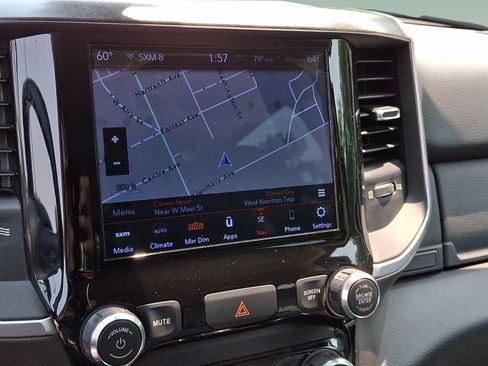 Certified 2019 RAM 1500 Big Horn AWD/4WD image 14