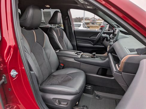 Certified 2025 Toyota Grand Highlander Hybrid MAX Platinum image 29