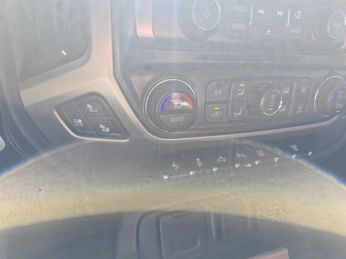 Used 2018 GMC Sierra 2500 Denali w/ Duramax Plus Package AWD/4WD image 19