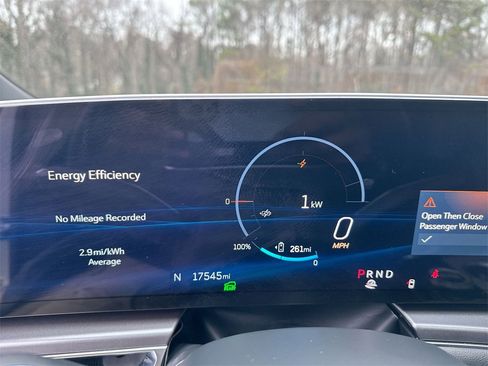 Used 2024 Cadillac Lyriq Tech w/ Driver Assist Package image 21