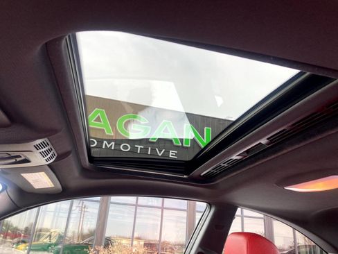 Used 2017 BMW 230i xDrive Coupe image 19