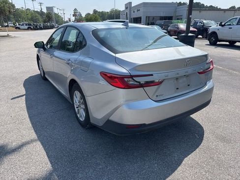 Used 2025 Toyota Camry LE FWD image 2