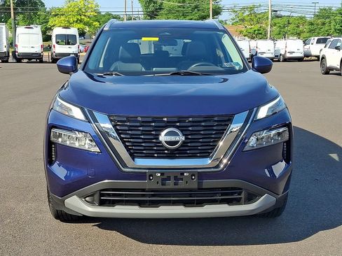 Certified 2023 Nissan Rogue SV w/ SV Premium B Package AWD/4WD image 2