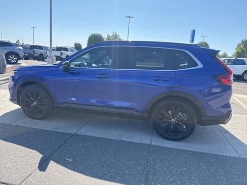 Used 2023 Honda CR-V Sport Touring image 10