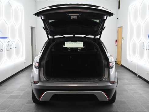 Used 2020 Land Rover Range Rover Velar R-Dynamic S AWD/4WD image 44