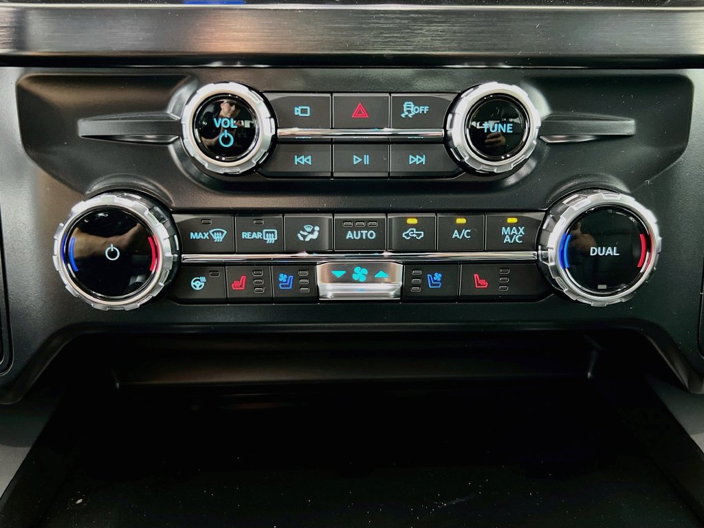 New 2026 Ford F350 Lariat AWD/4WD image 9