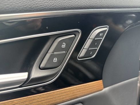 Used 2017 Audi Q7 3.0T Premium Plus image 36