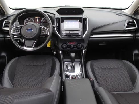 Used 2020 Subaru Forester Premium image 27
