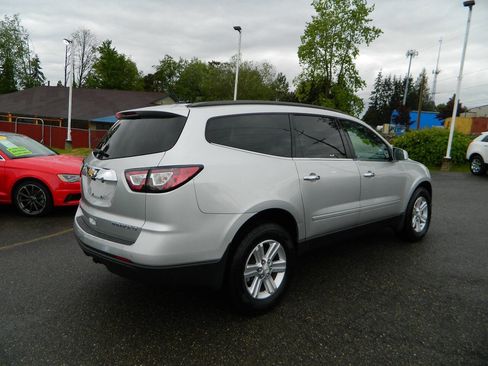 Used 2013 Chevrolet Traverse LT AWD/4WD image 8