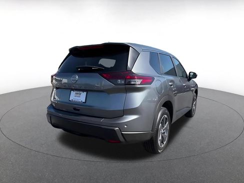 Used 2025 Nissan Rogue SV FWD image 14