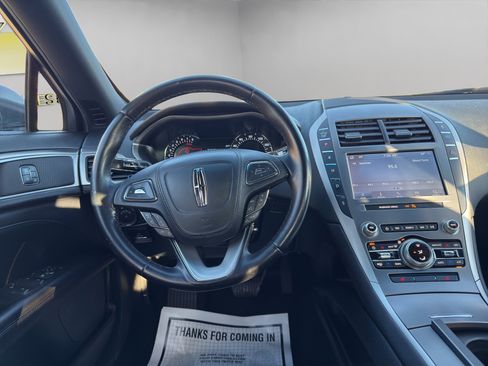 Used 2020 Lincoln MKZ AWD image 15