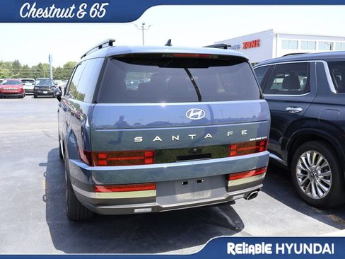 Used 2025 Hyundai Santa Fe Limited AWD/4WD image 16
