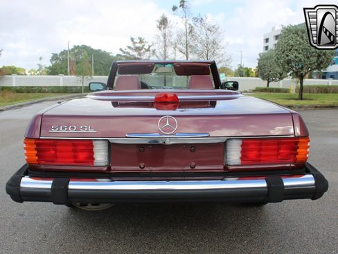 Used 1987 Mercedes-Benz 560 SL image 17