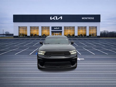 Used 2023 Dodge Durango SXT Launch Edition AWD/4WD image 2