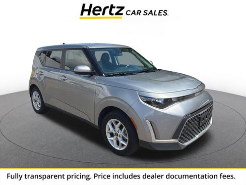 Used 2025 Kia Soul LX w/ LX Technology Package FWD image 1