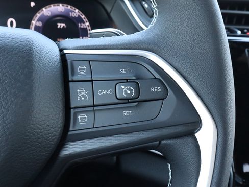 New 2025 Jeep Grand Cherokee L Altitude image 31