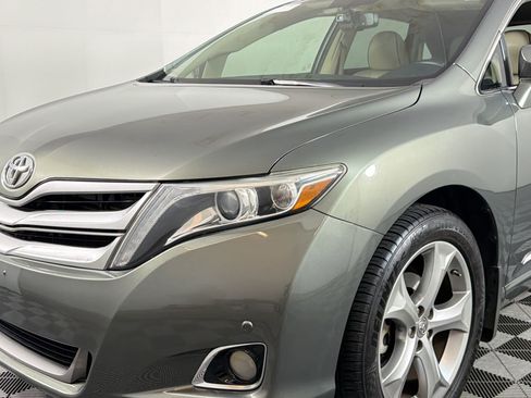 Used 2014 Toyota Venza Limited w/ Tow Prep Package image 9