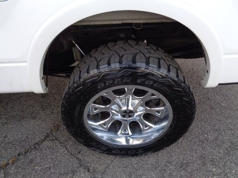 Used 2014 Ford F150 Lariat w/ Equipment Group 502A Luxury image 28