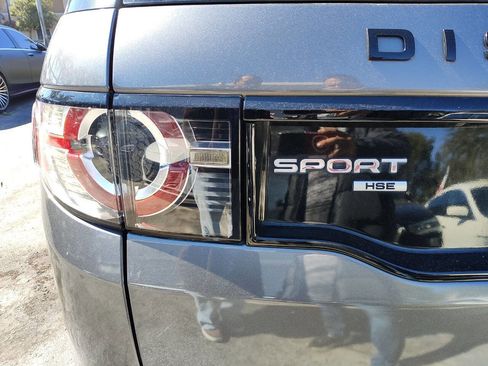 Used 2017 Land Rover Discovery Sport HSE image 19