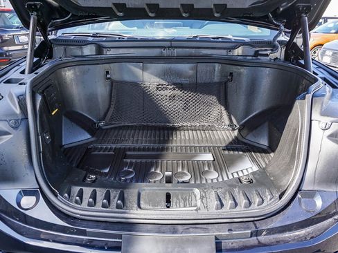 Used 2022 Ford F150 Lightning Lariat image 25