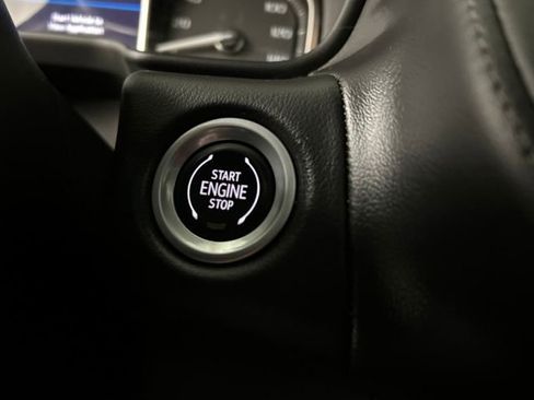 Used 2021 GMC Yukon SLE AWD/4WD image 12