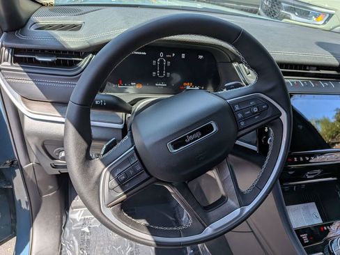 New 2026 Jeep Grand Cherokee L Limited AWD/4WD image 13