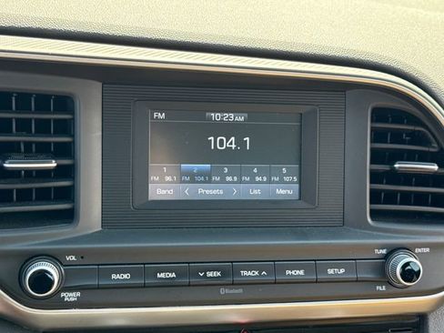 Used 2020 Hyundai Elantra SE w/ Cargo Package (C1) FWD image 27