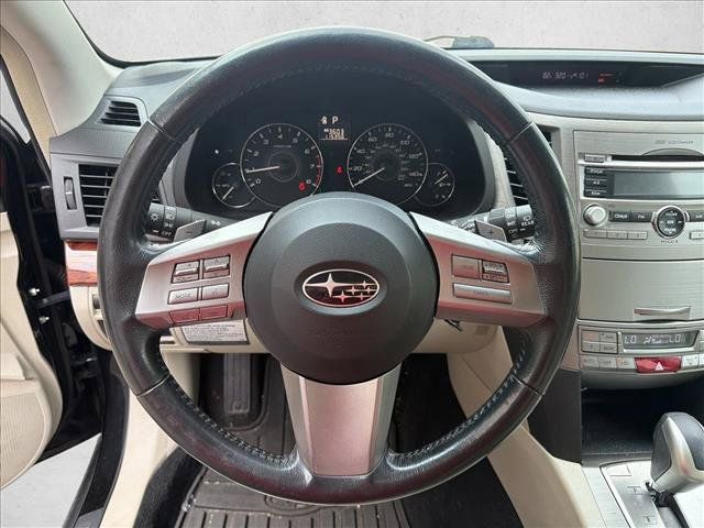 Used 2011 Subaru Outback 2.5i Limited w/ PWR Moonroof Pkg AWD/4WD image 15