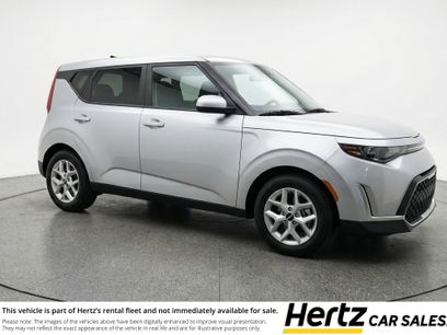 Used 2025 Kia Soul LX w/ LX Technology Package