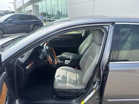 Used 2014 Lexus ES 300h w/ Luxury Package w/Bamboo Trim FWD image 2
