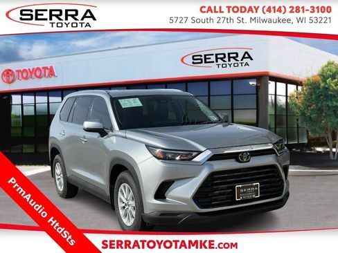 Used 2024 Toyota Grand Highlander FWD image 1