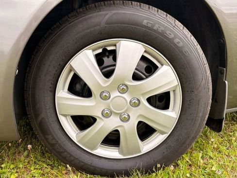 Used 2006 Toyota Camry LE FWD image 13