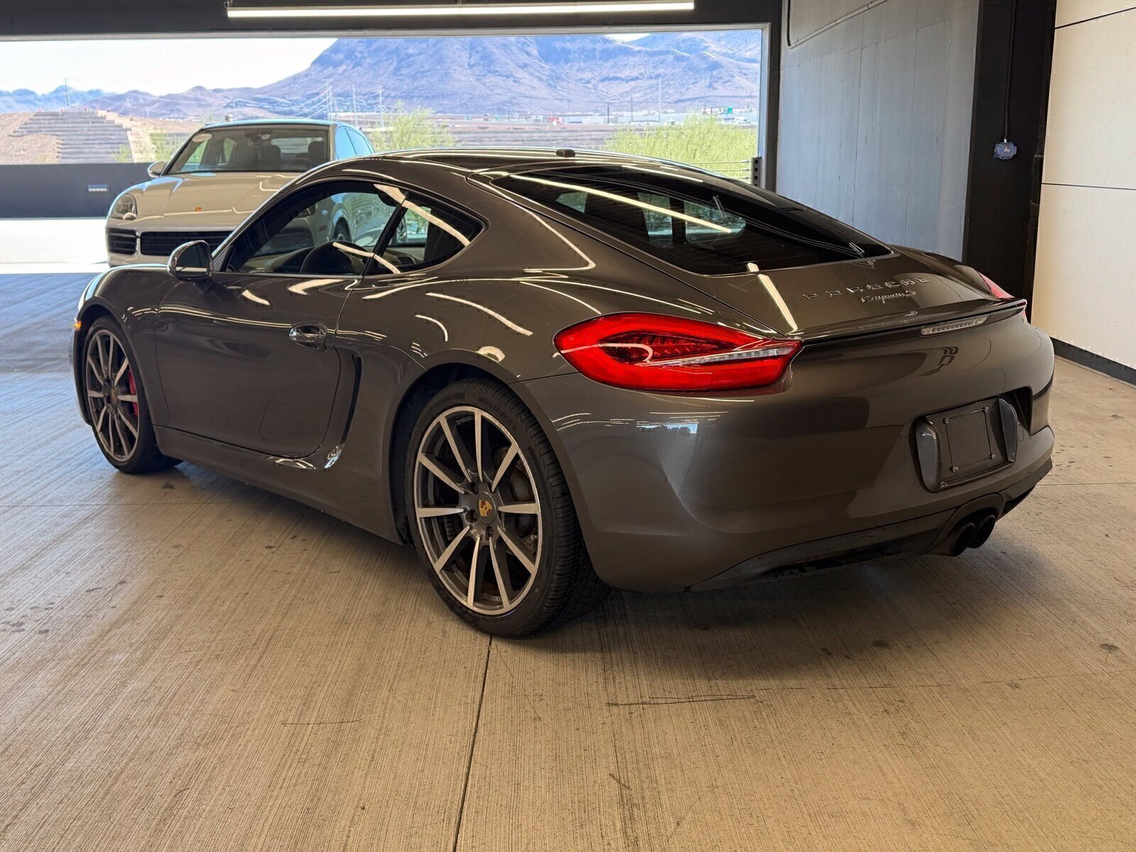 Used 2014 Porsche Cayman S RWD image 3