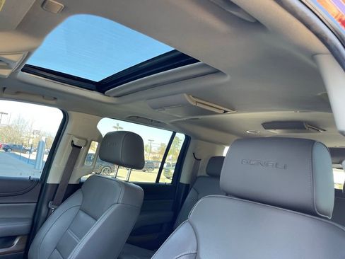 Used 2019 GMC Yukon XL Denali w/ Denali Ultimate Package image 26