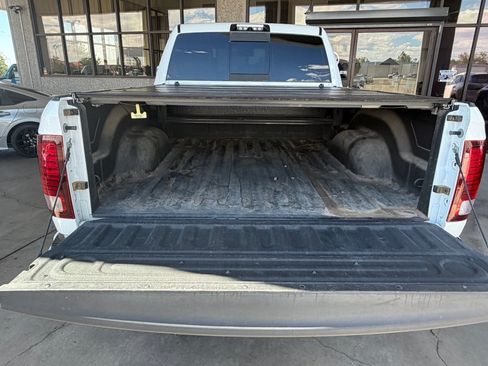 Used 2018 RAM 2500 Laramie w/ Sport Appearance Group AWD/4WD image 30