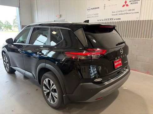 Used 2023 Nissan Rogue SV w/ SV Premium B Package AWD/4WD image 8