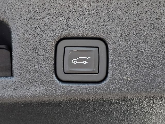 Used 2026 Chevrolet Traverse Z71 AWD/4WD image 32