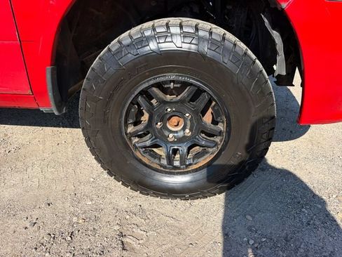 Used 2019 RAM 1500 Express AWD/4WD image 25