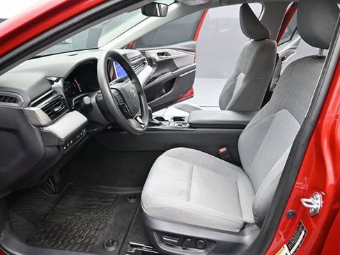 Certified 2025 Toyota Camry LE w/ Convenience Package FWD image 14