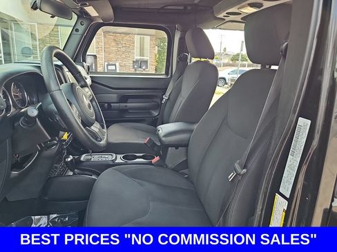 Used 2016 Jeep Wrangler Unlimited Sport w/ Connectivity Group AWD/4WD image 14