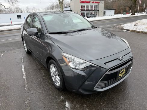 Used 2016 Scion iA image 2