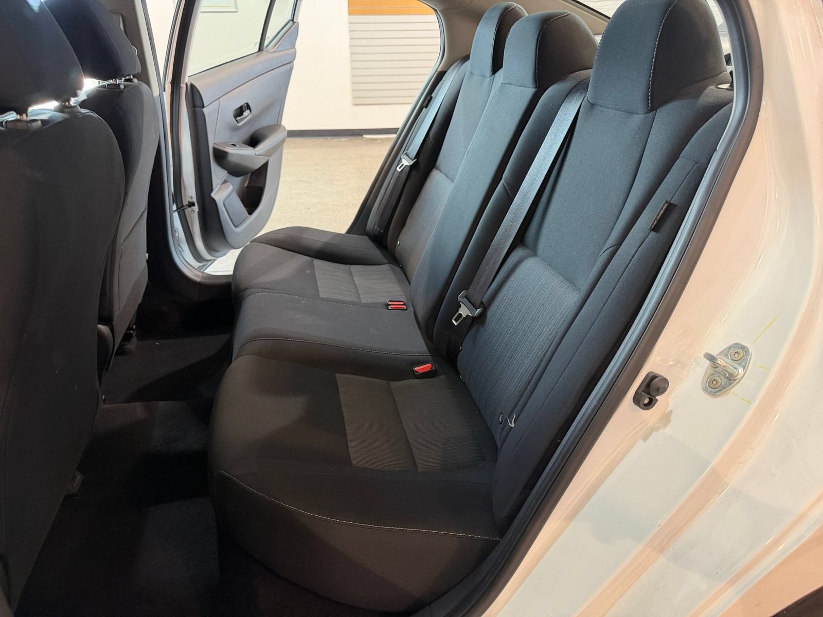 Used 2025 Nissan Sentra SV FWD image 37