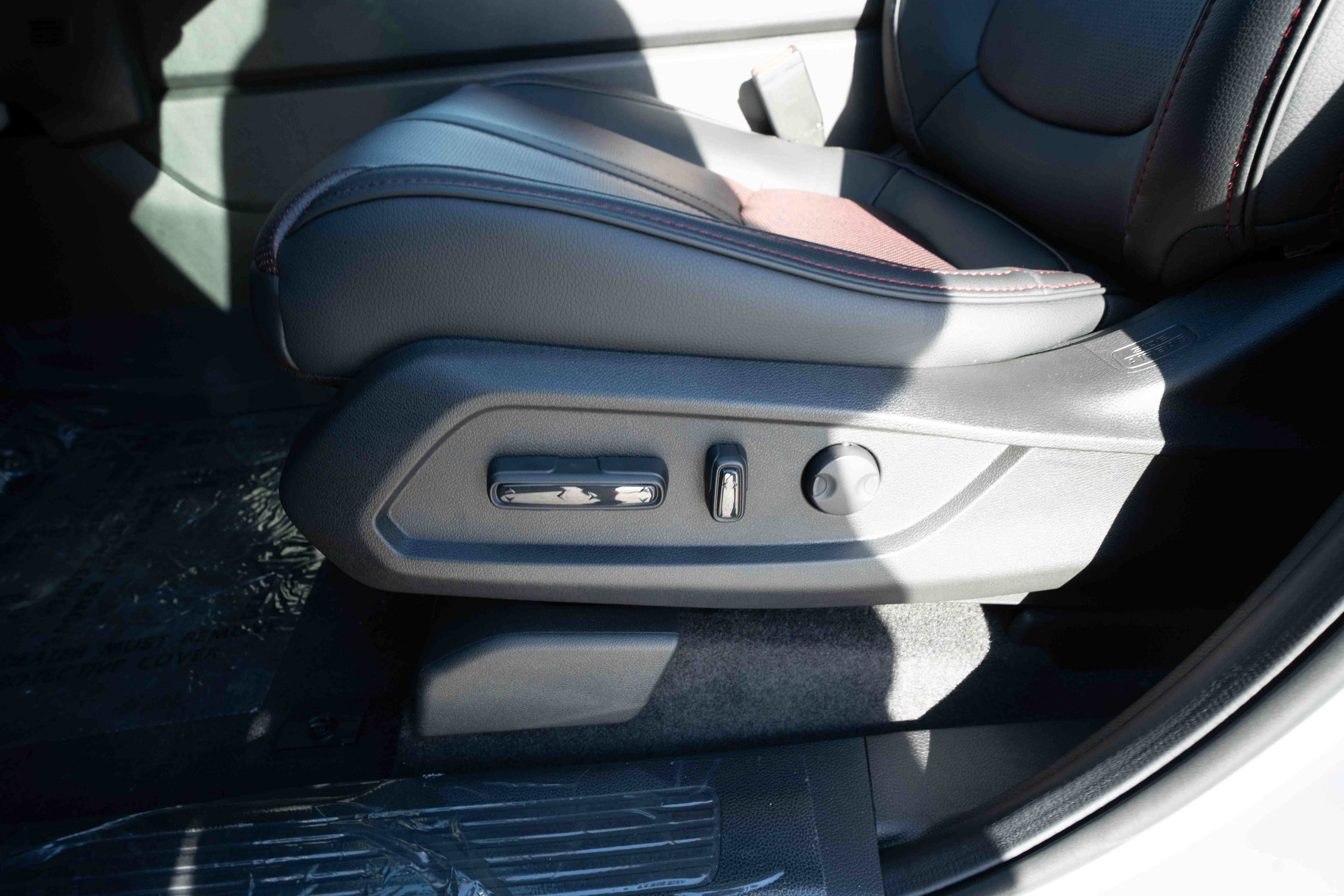 New 2026 Honda Pilot Black Edition image 12