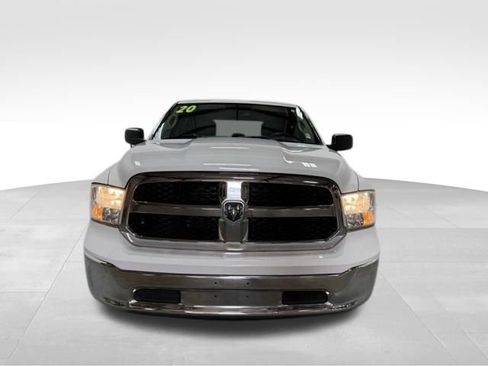Used 2020 RAM 1500 Tradesman w/ Chrome Appearance Group AWD/4WD image 3