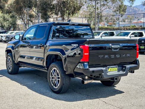 Used 2026 Toyota Tacoma TRD Sport RWD image 8