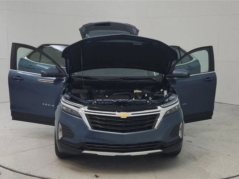 Used 2024 Chevrolet Equinox LT FWD image 10